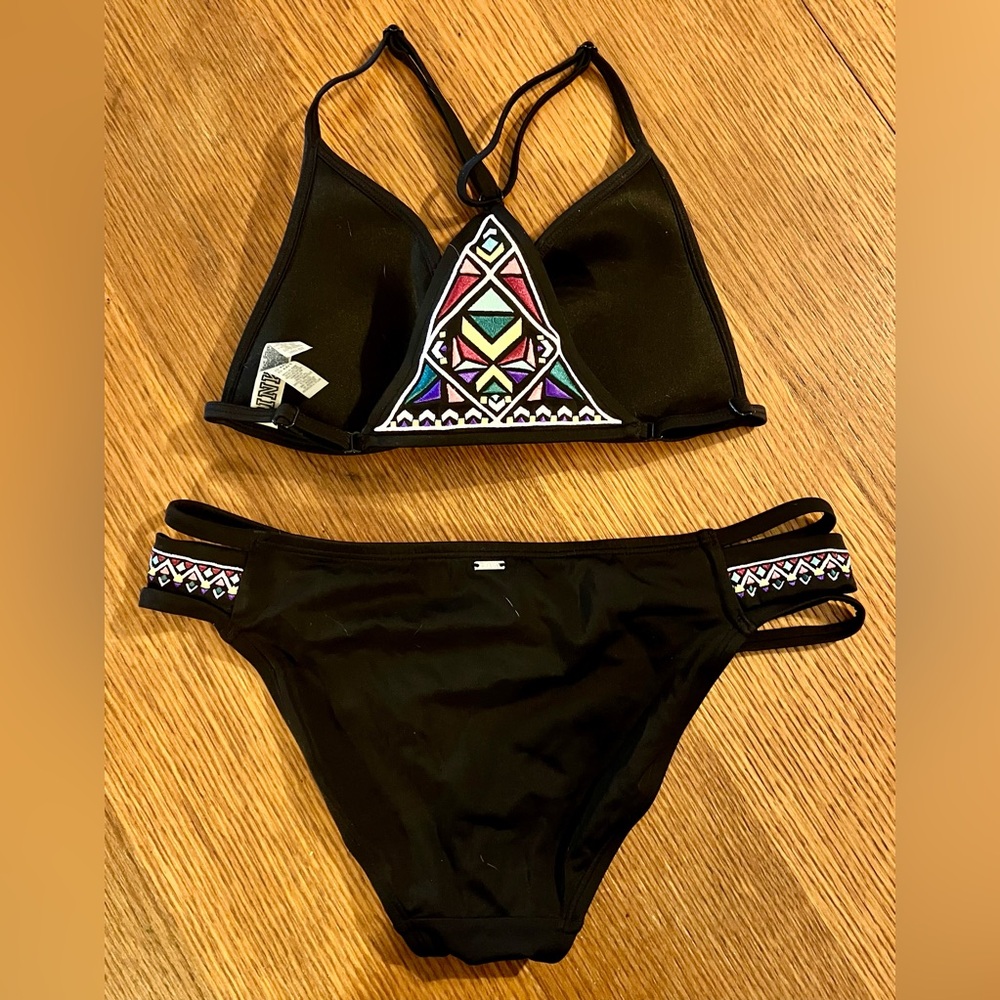 VS Pink bikini, NWOT - Picture 6 of 9